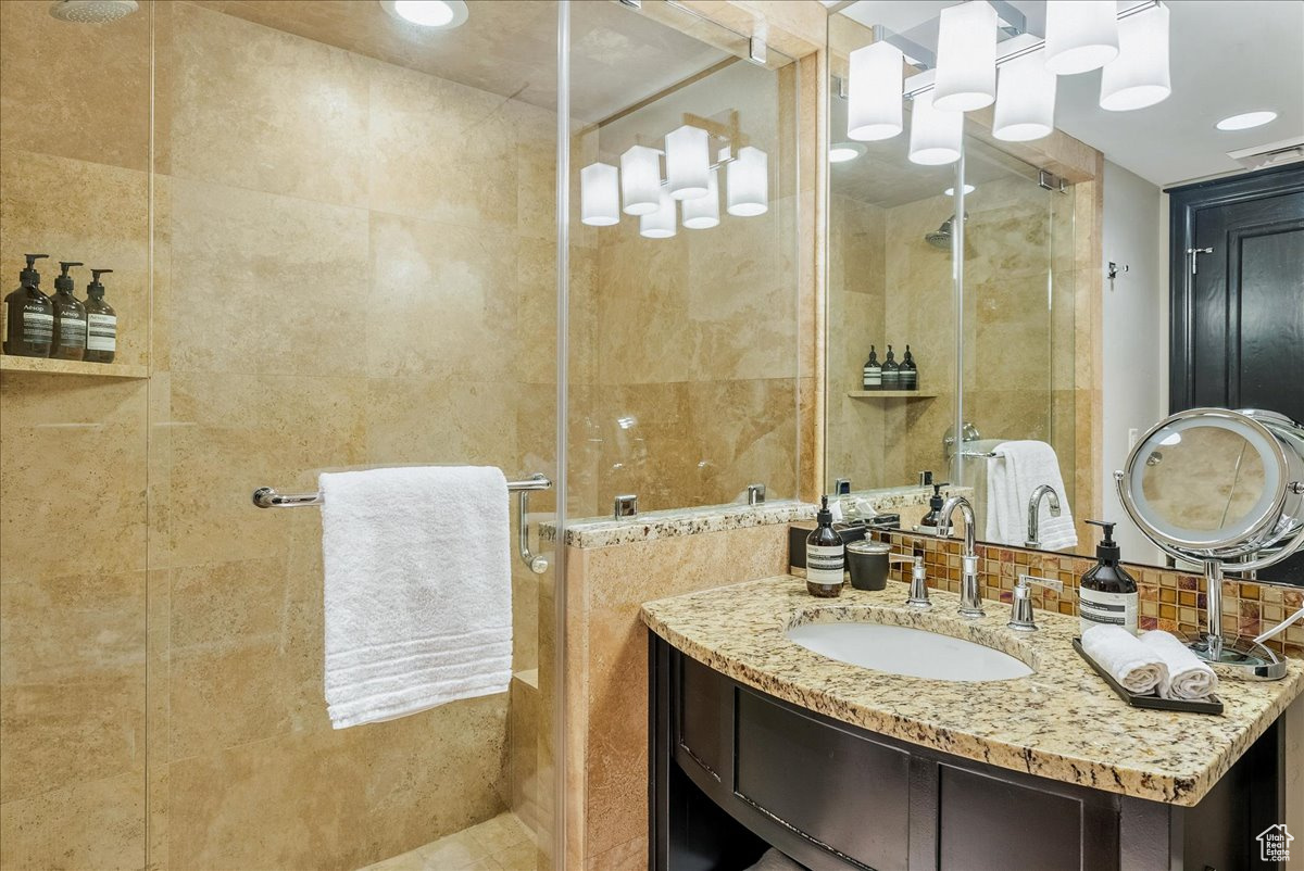 WALDORF ASTORIA - Residential