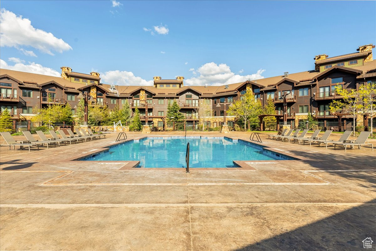 WALDORF ASTORIA - Residential