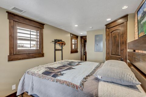 Tiny photo for 1135 E 900 S, Pleasant Grove, UT 84062 (MLS # 2137009)