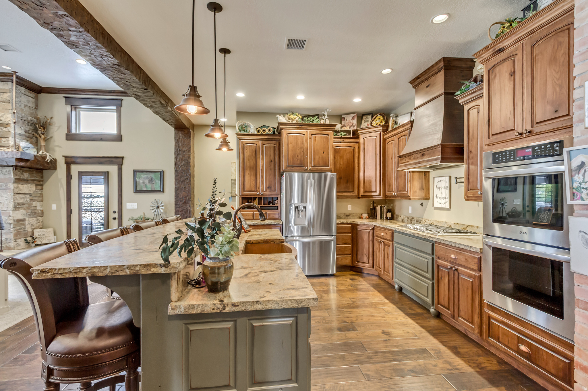 AMBERWOOD ESTATES SUBDV - Residential