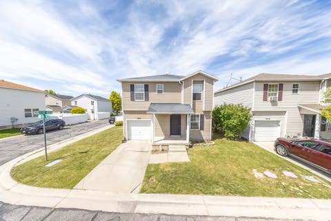 Tiny photo for 2011 N 2095 W, Clinton, UT 84015 (MLS # 2154918)