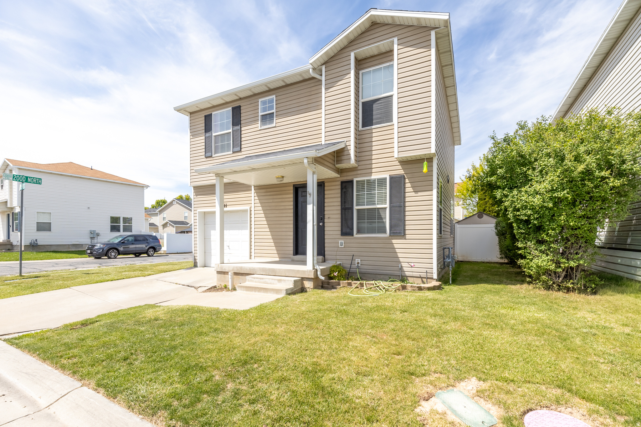 CLINTON TOWNE CENTER - Residential