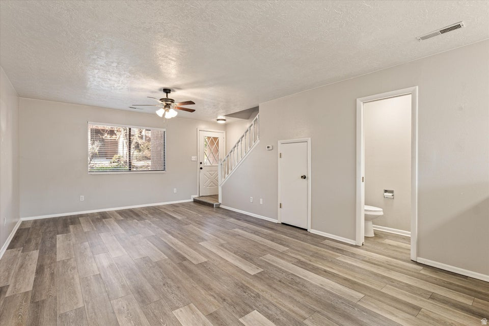 COLOR VIEW TH 2 - Residential