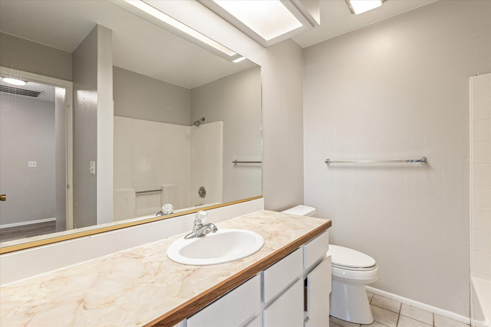 COLOR VIEW TH 2 - Residential