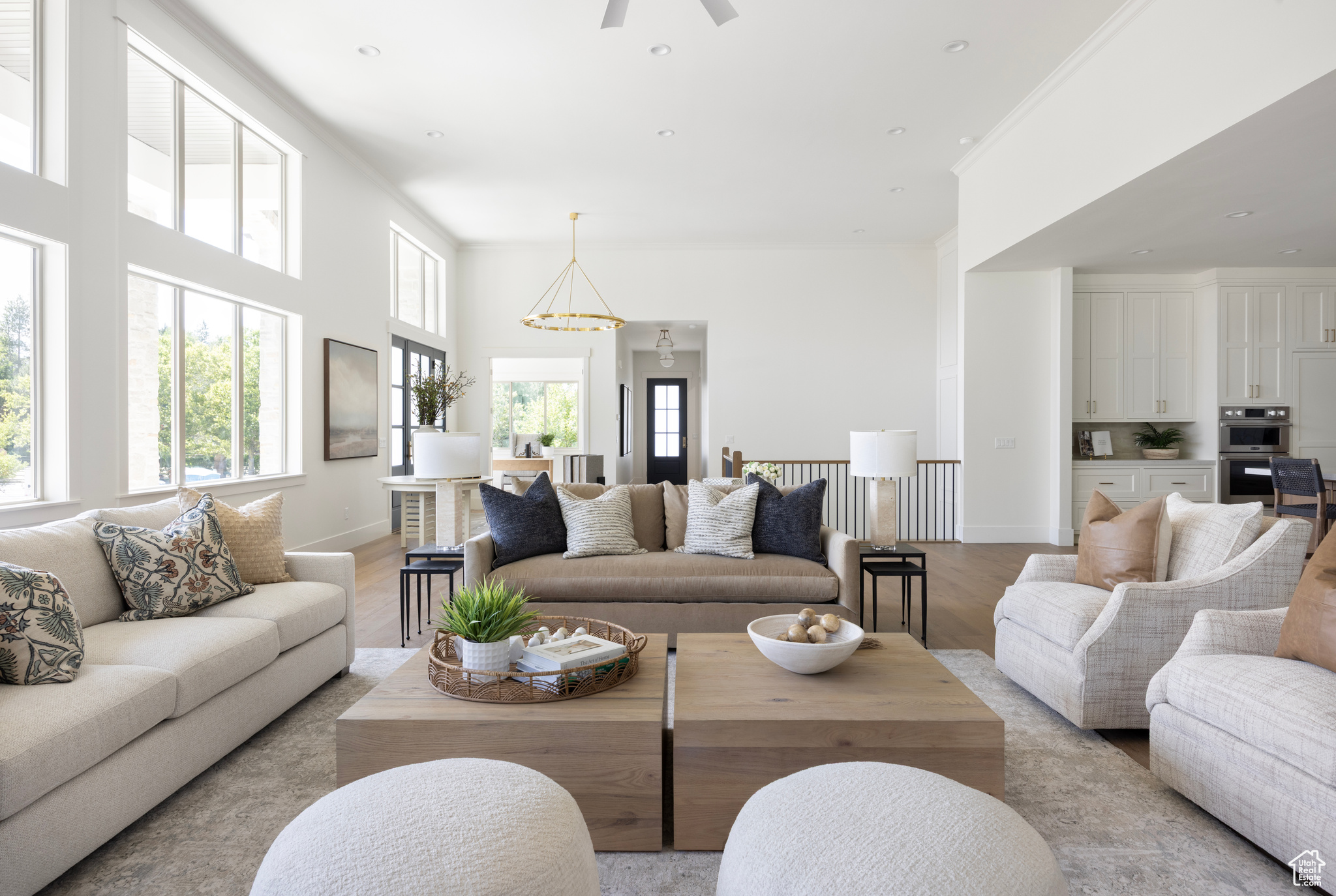 DEER HOLLOW - Residential