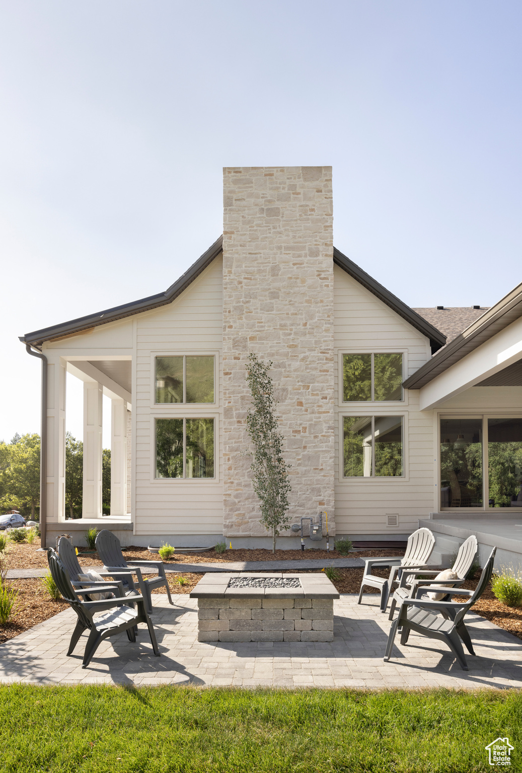 DEER HOLLOW - Residential