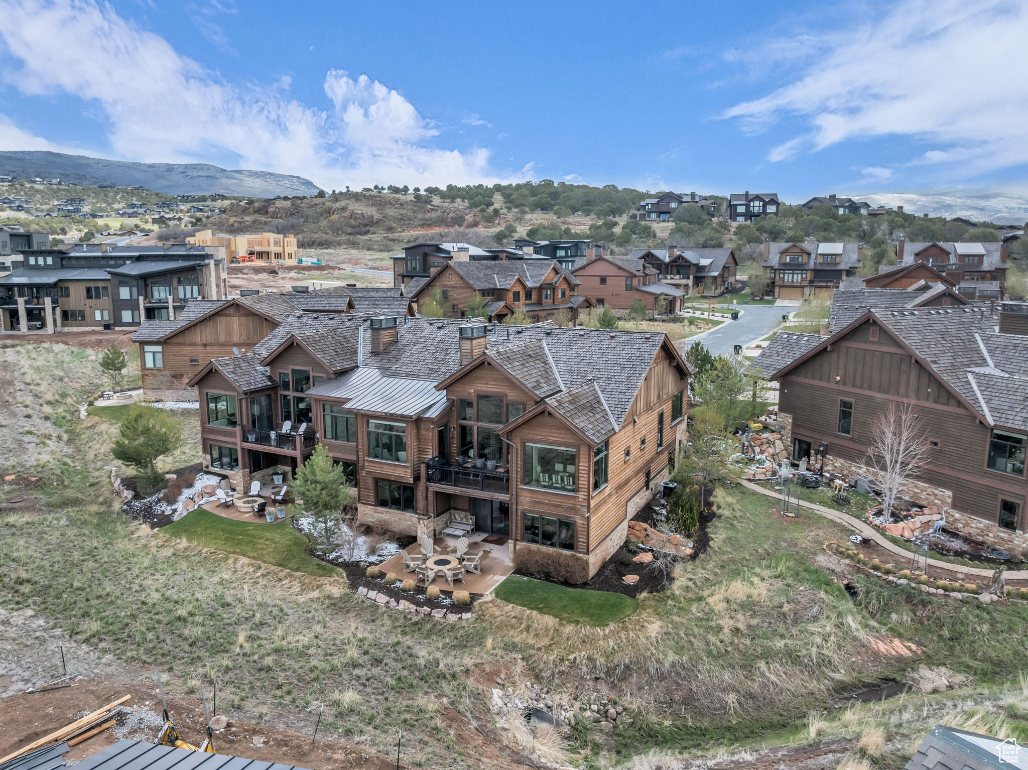 THE VILLAS AT RED LEDGES - Residential