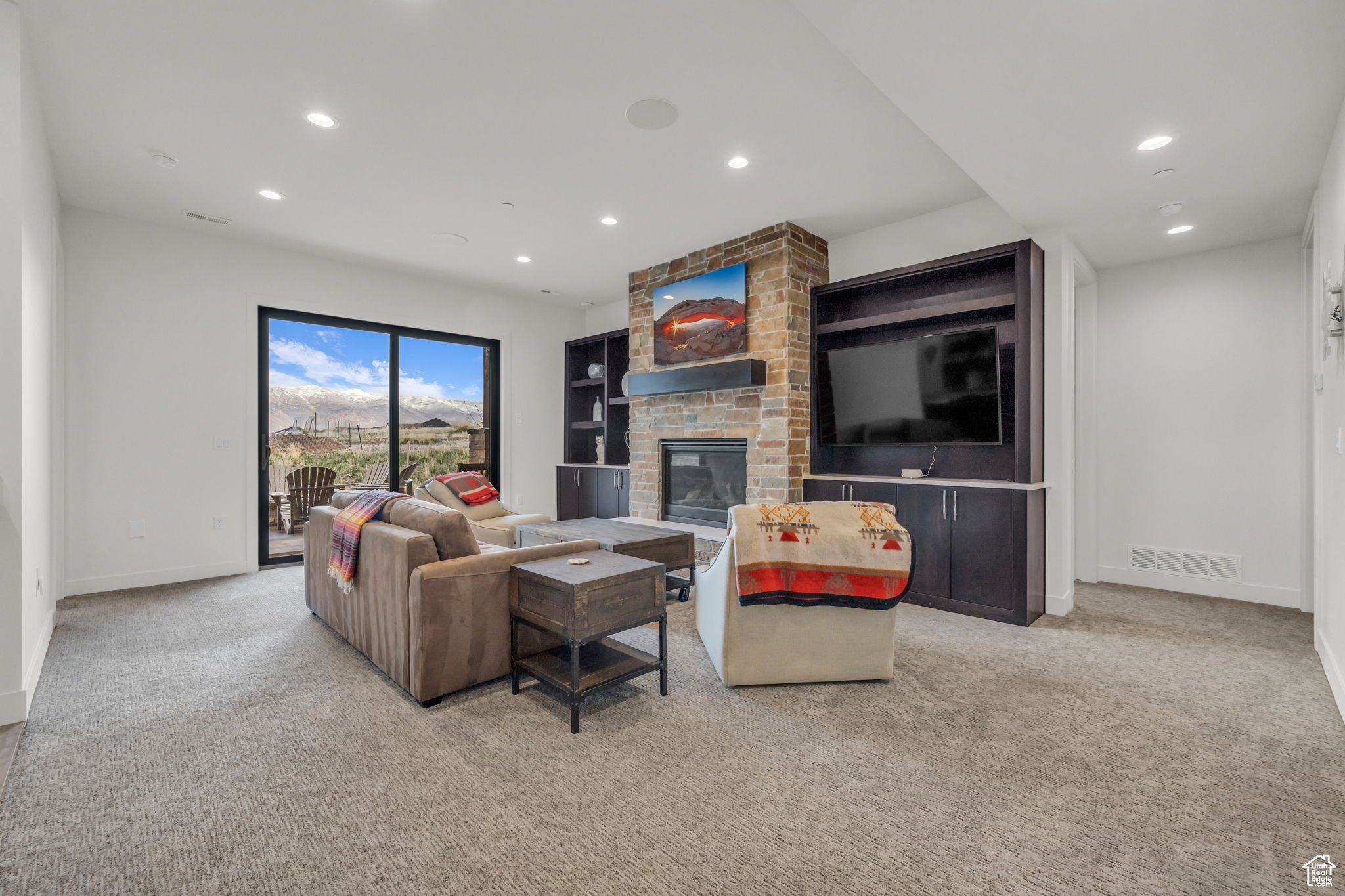 THE VILLAS AT RED LEDGES - Residential