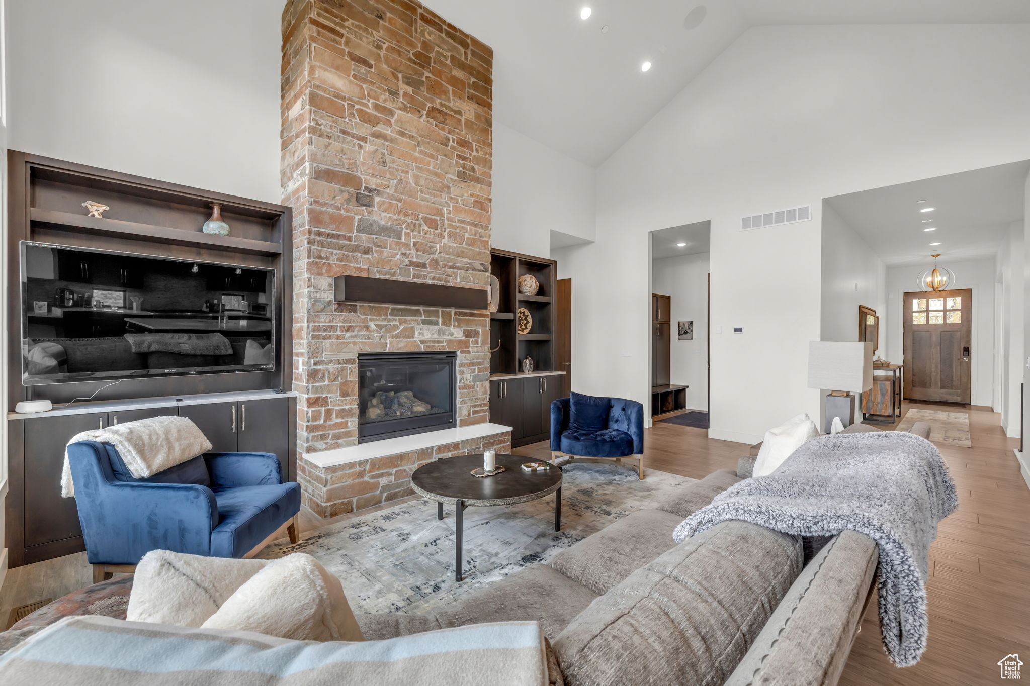 THE VILLAS AT RED LEDGES - Residential