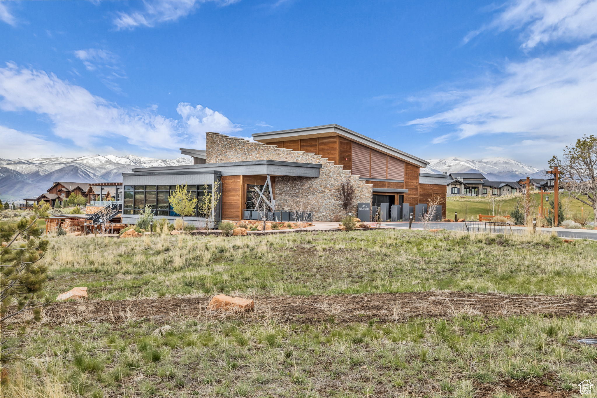 THE VILLAS AT RED LEDGES - Residential