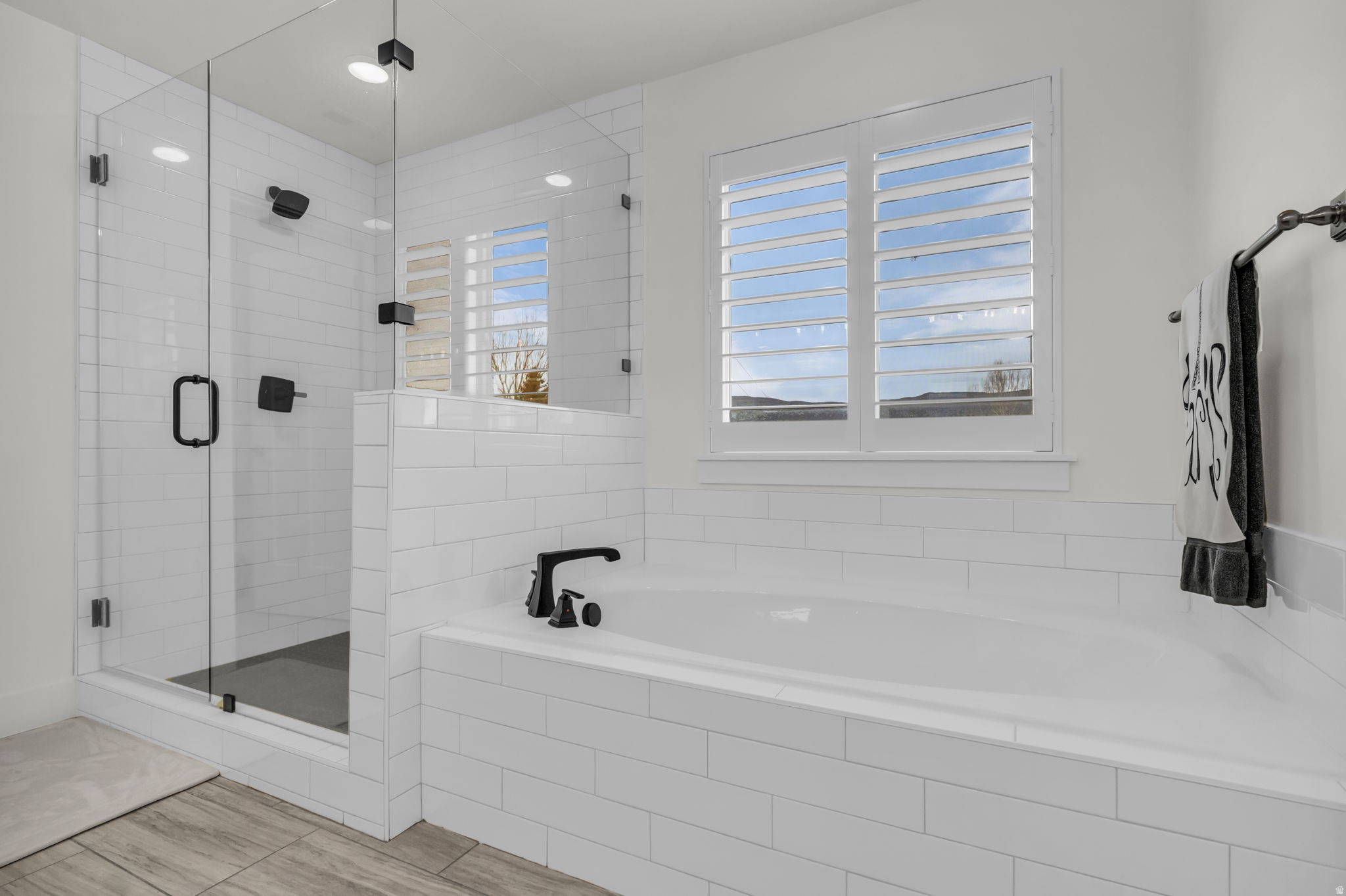 BROOKSIDE - Residential