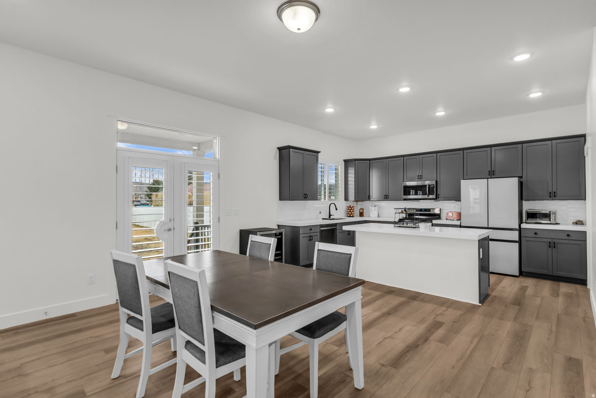 BROOKSIDE - Residential