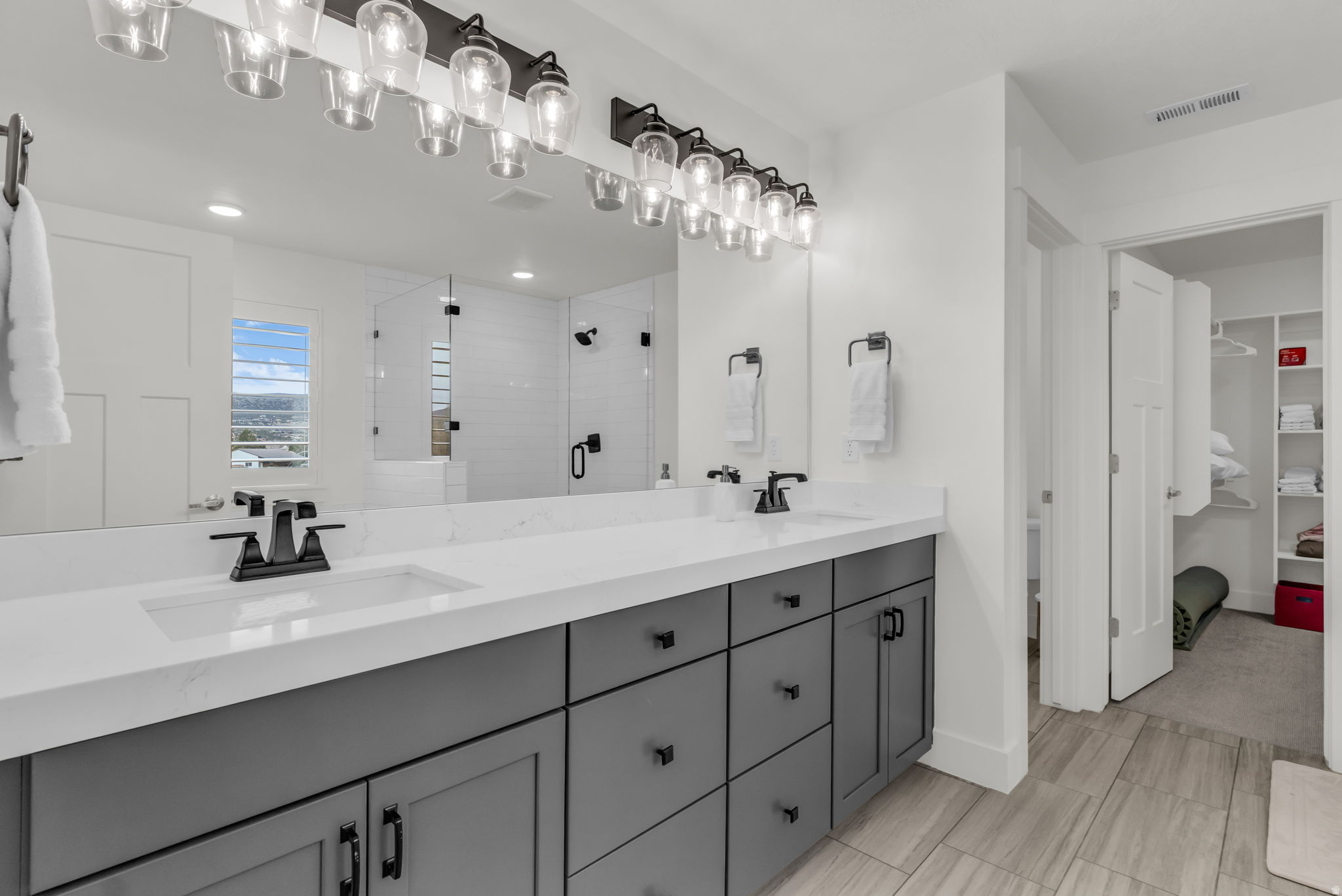 BROOKSIDE - Residential