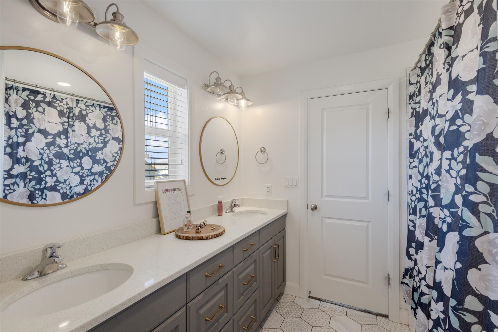 BLACK ANGUS SUBDIVIS - Residential