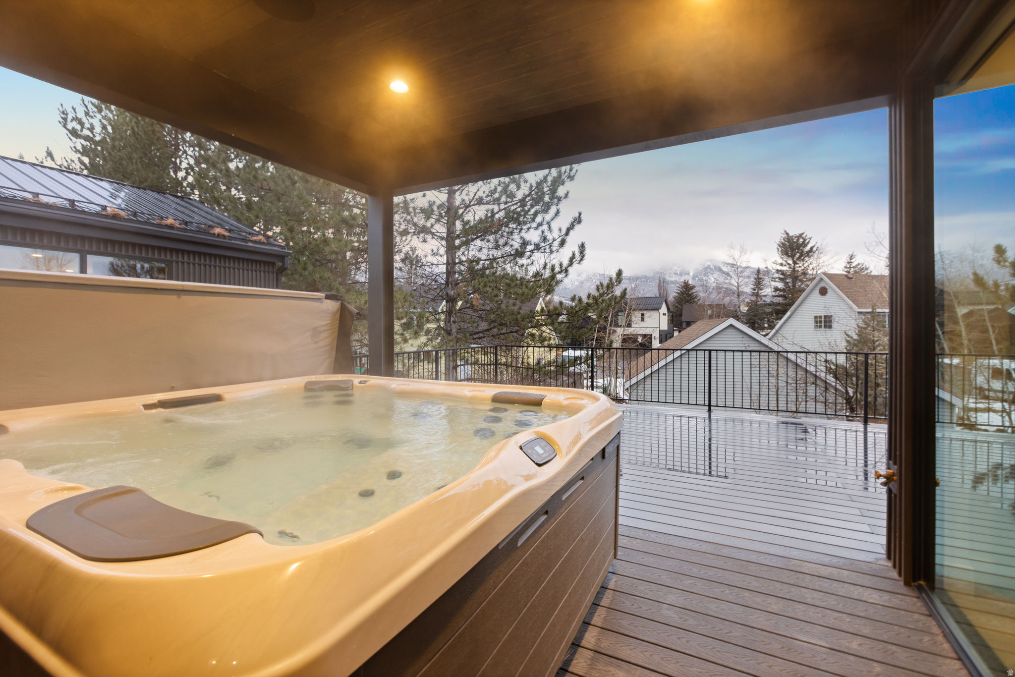 PROSPECTOR PARK - Residential