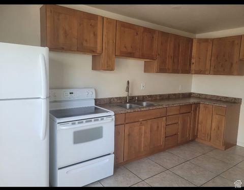 Photo of 3605 S 900 E, Millcreek, UT 84106 (MLS # 2118700) Photo of 3605 S 900 E, Millcreek, UT 84106 (MLS # 2118700)