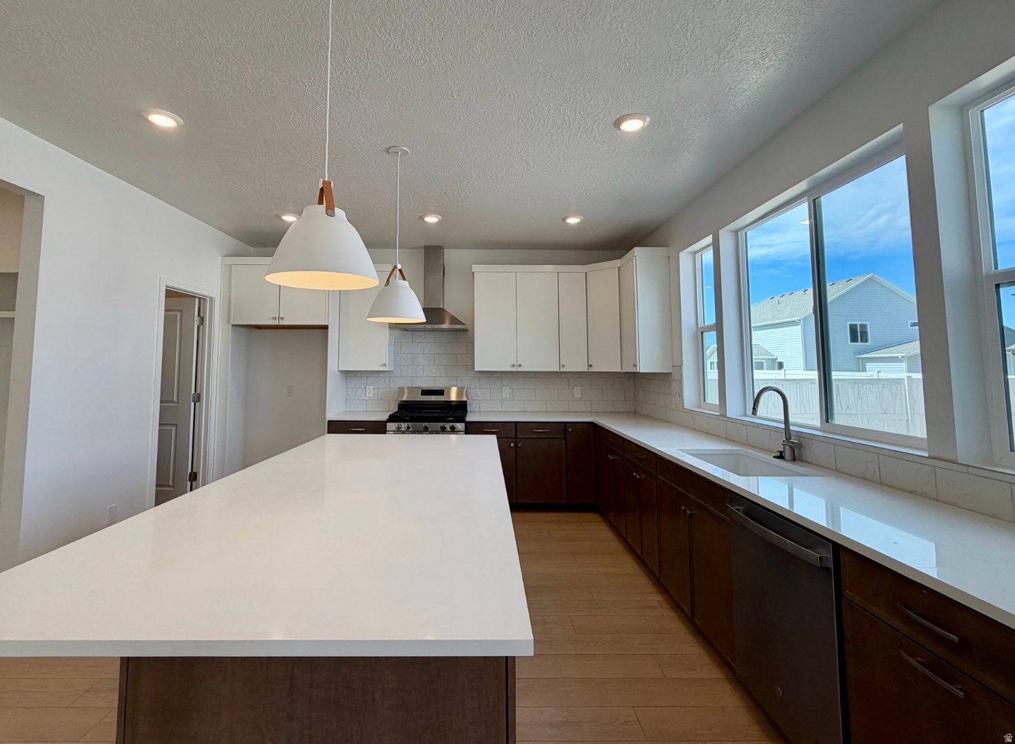 FIREFLY - Residential