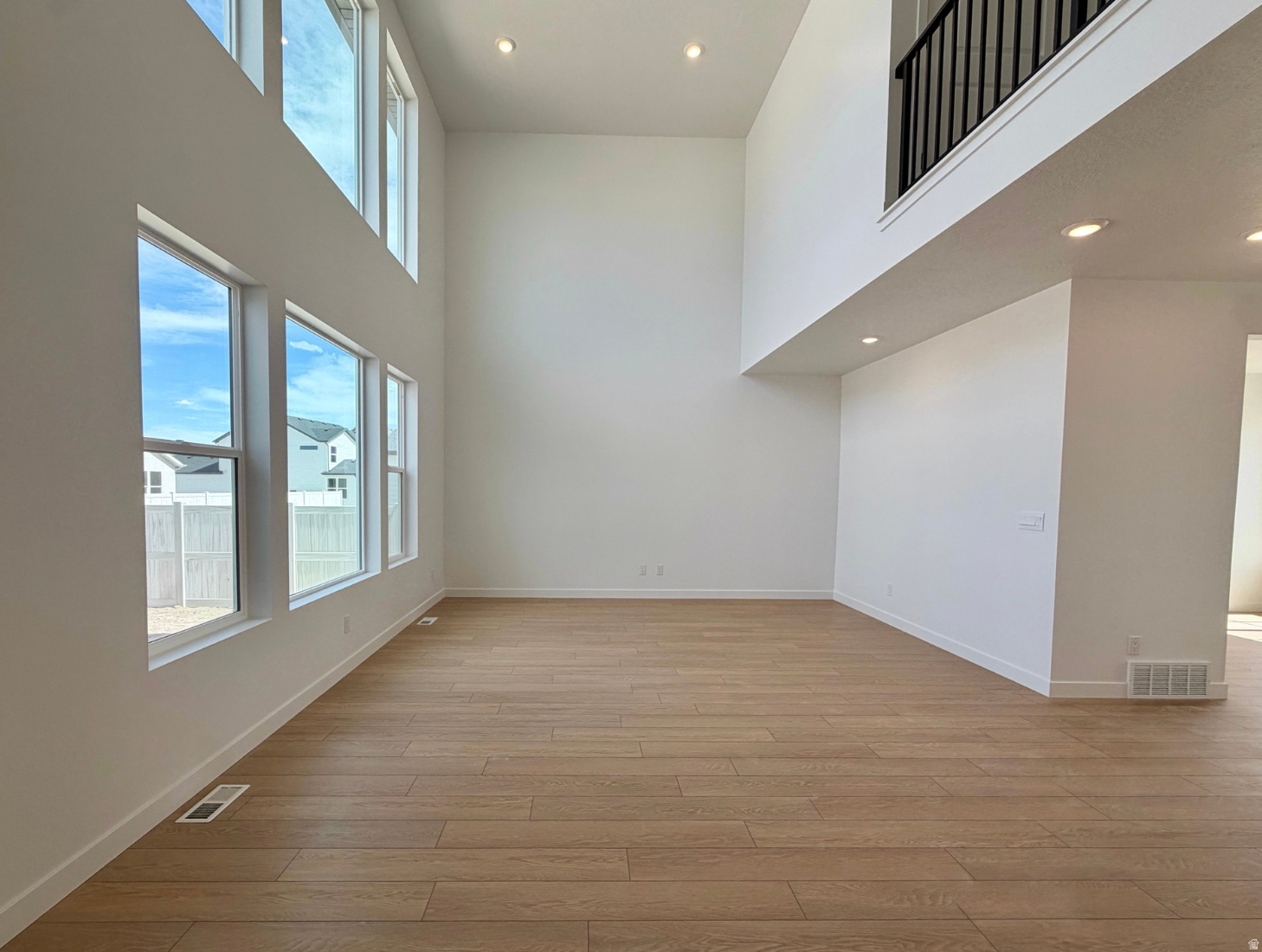 FIREFLY - Residential