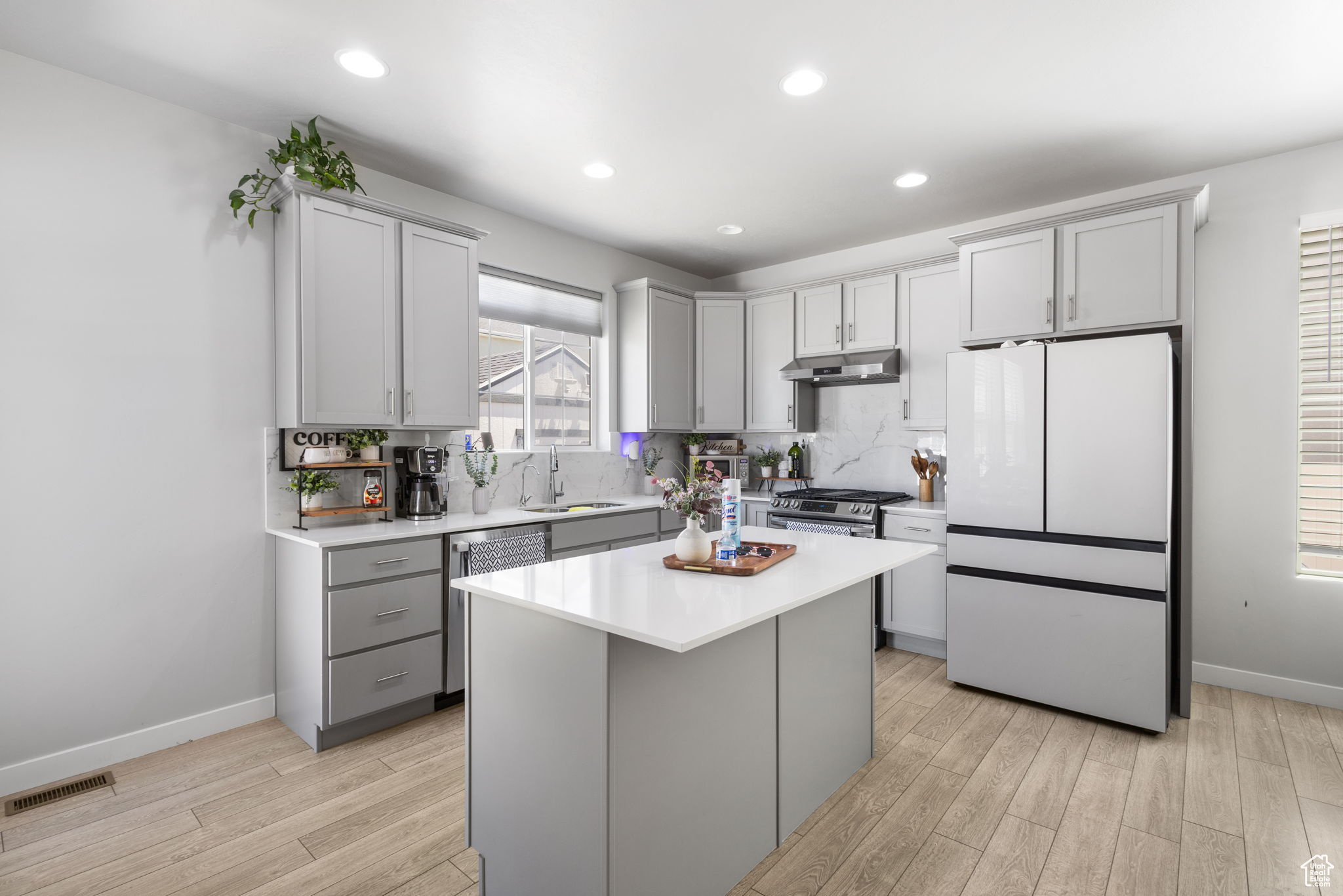 SAGEWOOD VLG CTG 824 - Residential