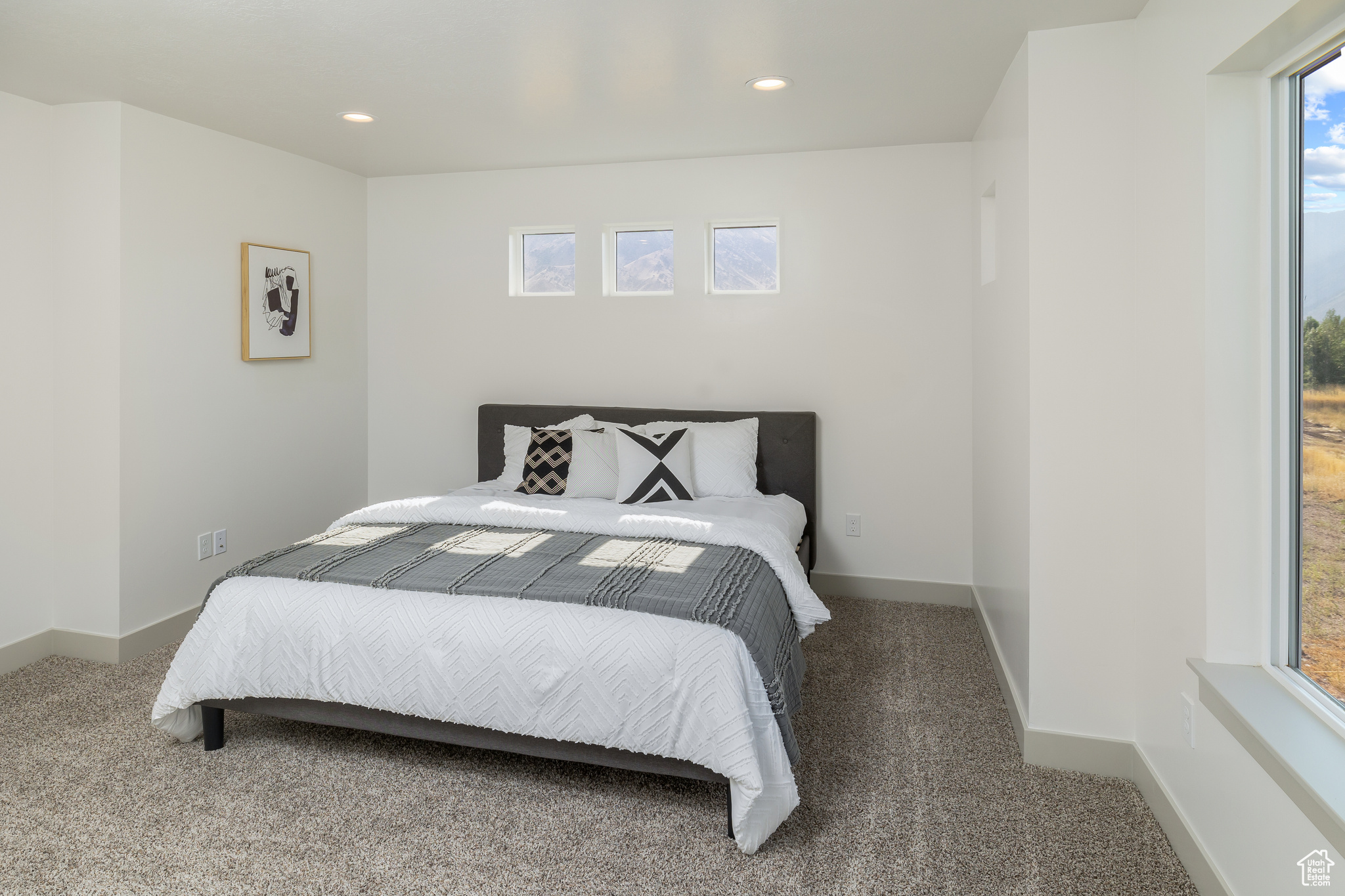 COBBLE CREEK TOWNHOMES - Residential