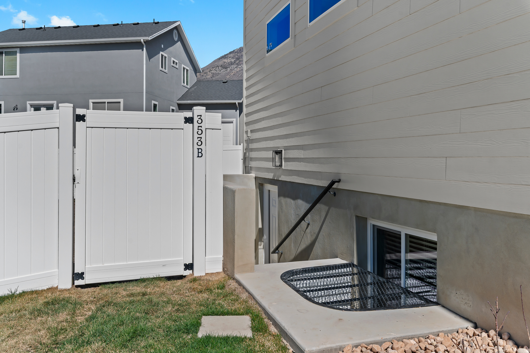 WALNUT GROVE - Residential