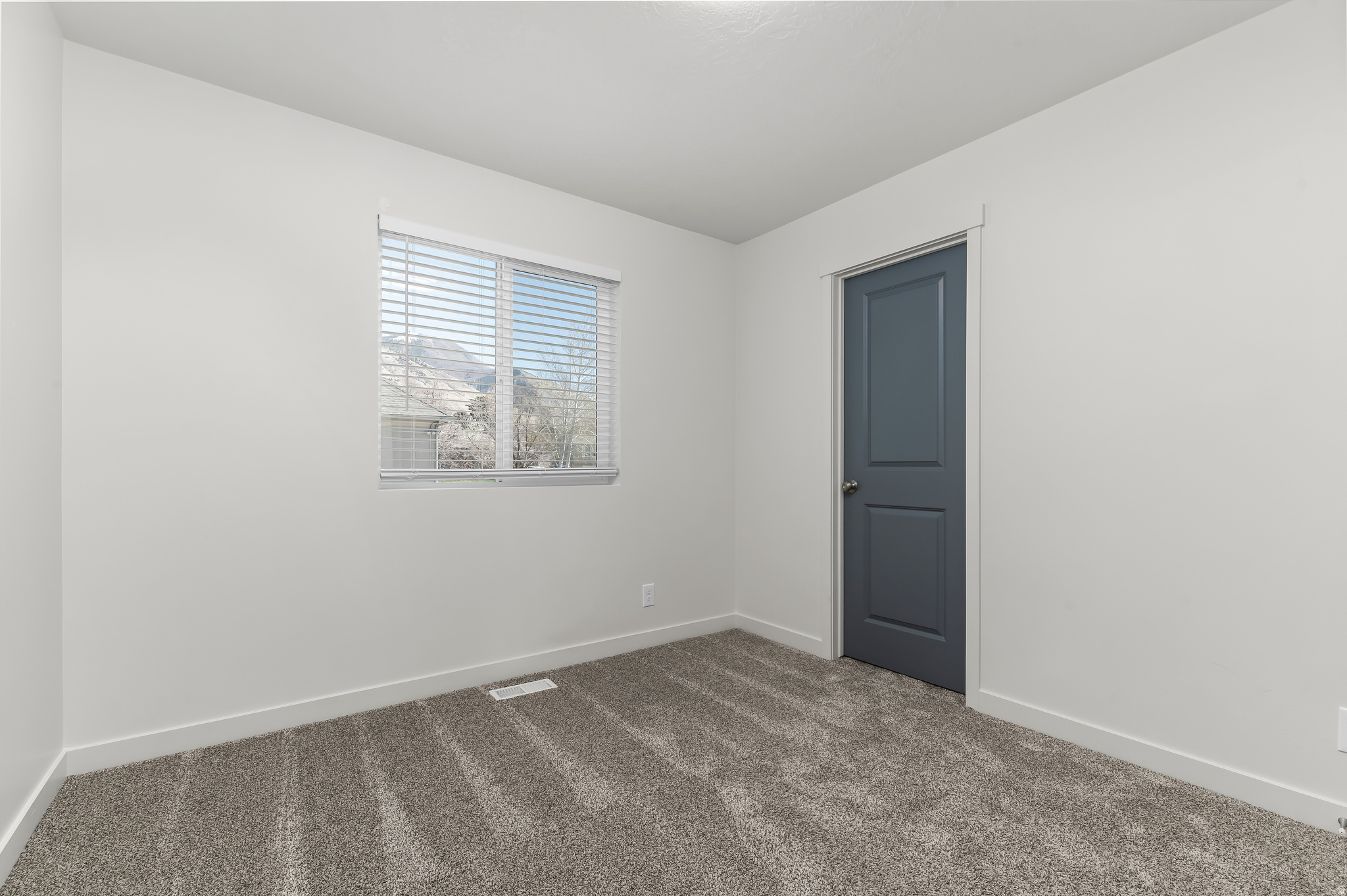 WALNUT GROVE - Residential