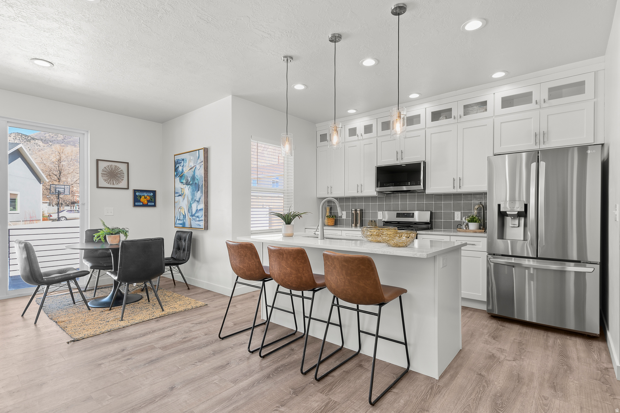 WALNUT GROVE - Residential