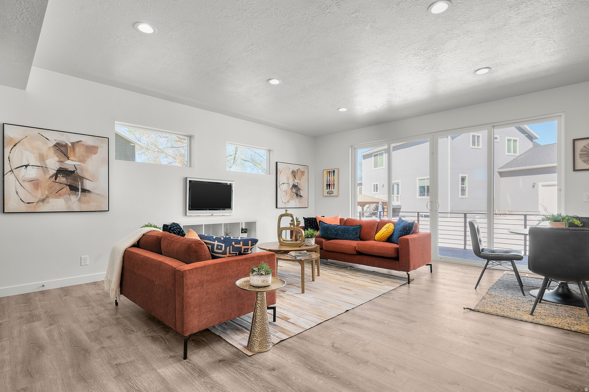 WALNUT GROVE - Residential