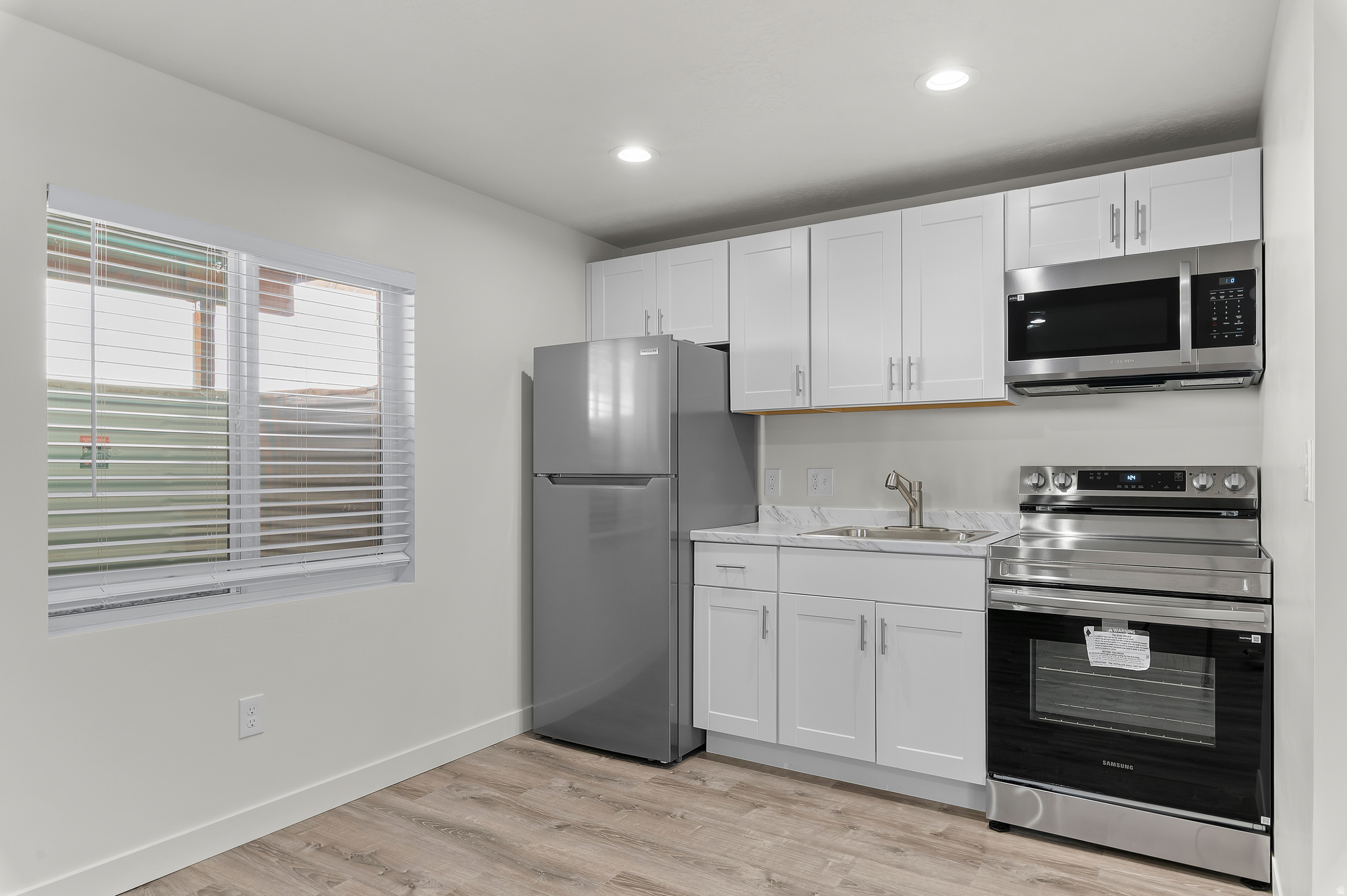 WALNUT GROVE - Residential