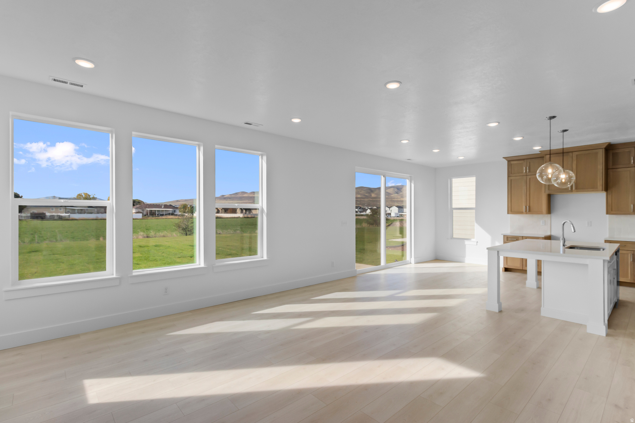 RIDGELINE PARK - Residential