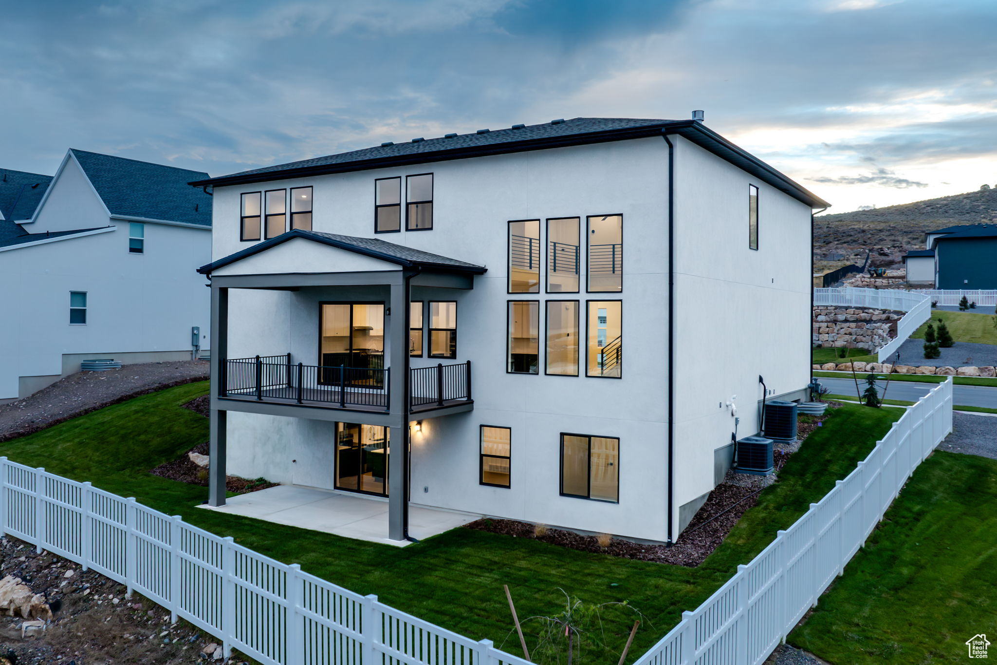 418 N Pinnacle Ct #44, Saratoga Springs, Utah image 3