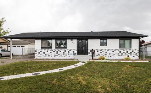 Photo of 3902 W 4955 S, Taylorsville, UT 84129 (MLS # 2150279)