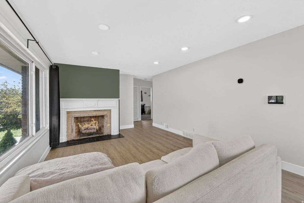 Photo of 620 N CENTER ST, Lehi, UT 84043 (MLS # 2154411)