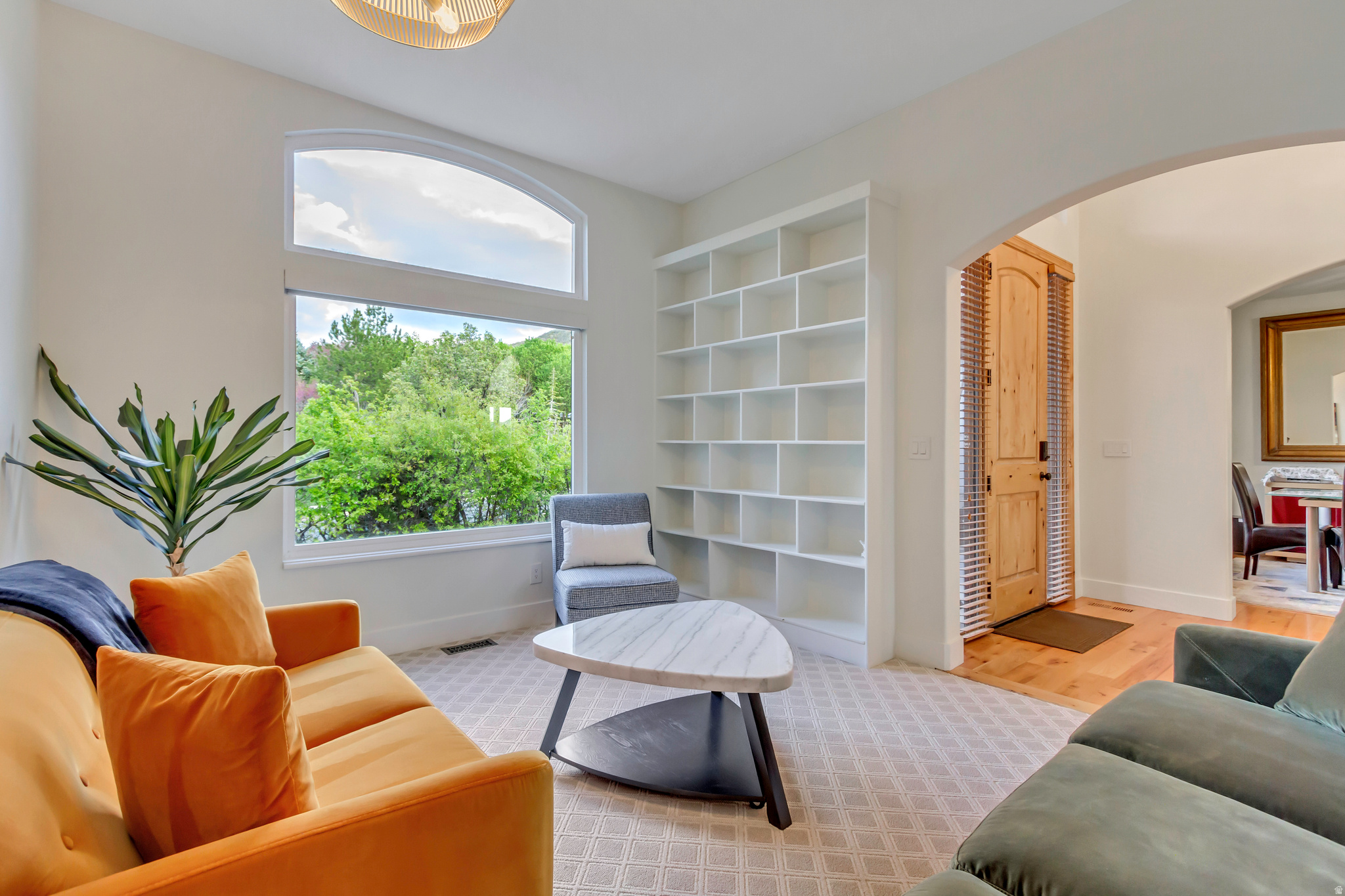 CORNER CANYON VISTA - Residential