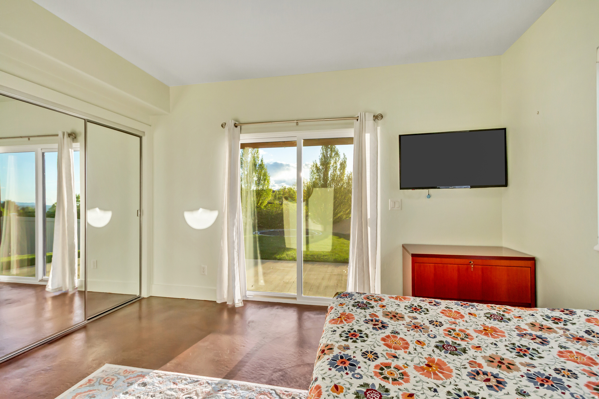 CORNER CANYON VISTA - Residential