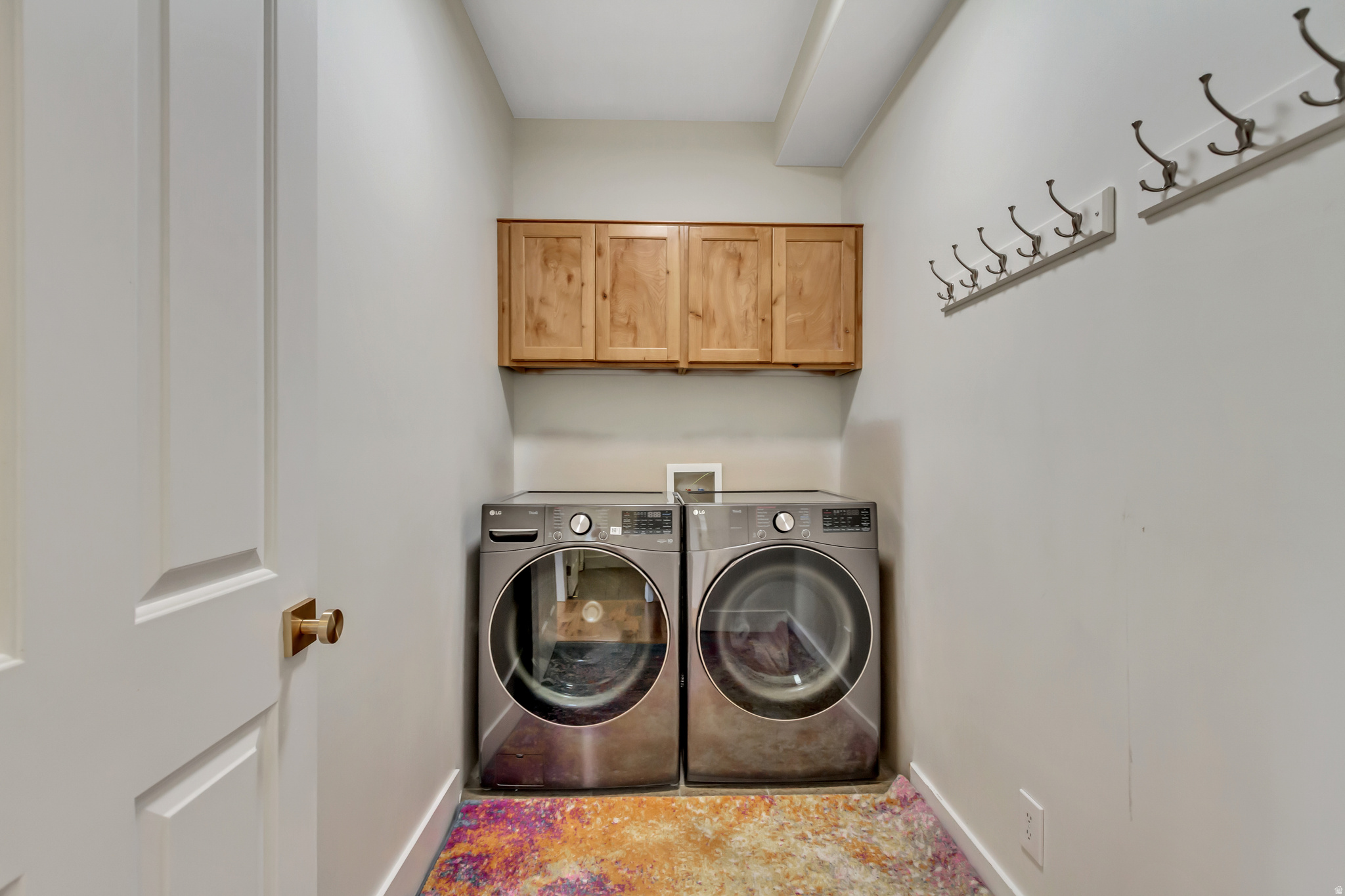 CORNER CANYON VISTA - Residential