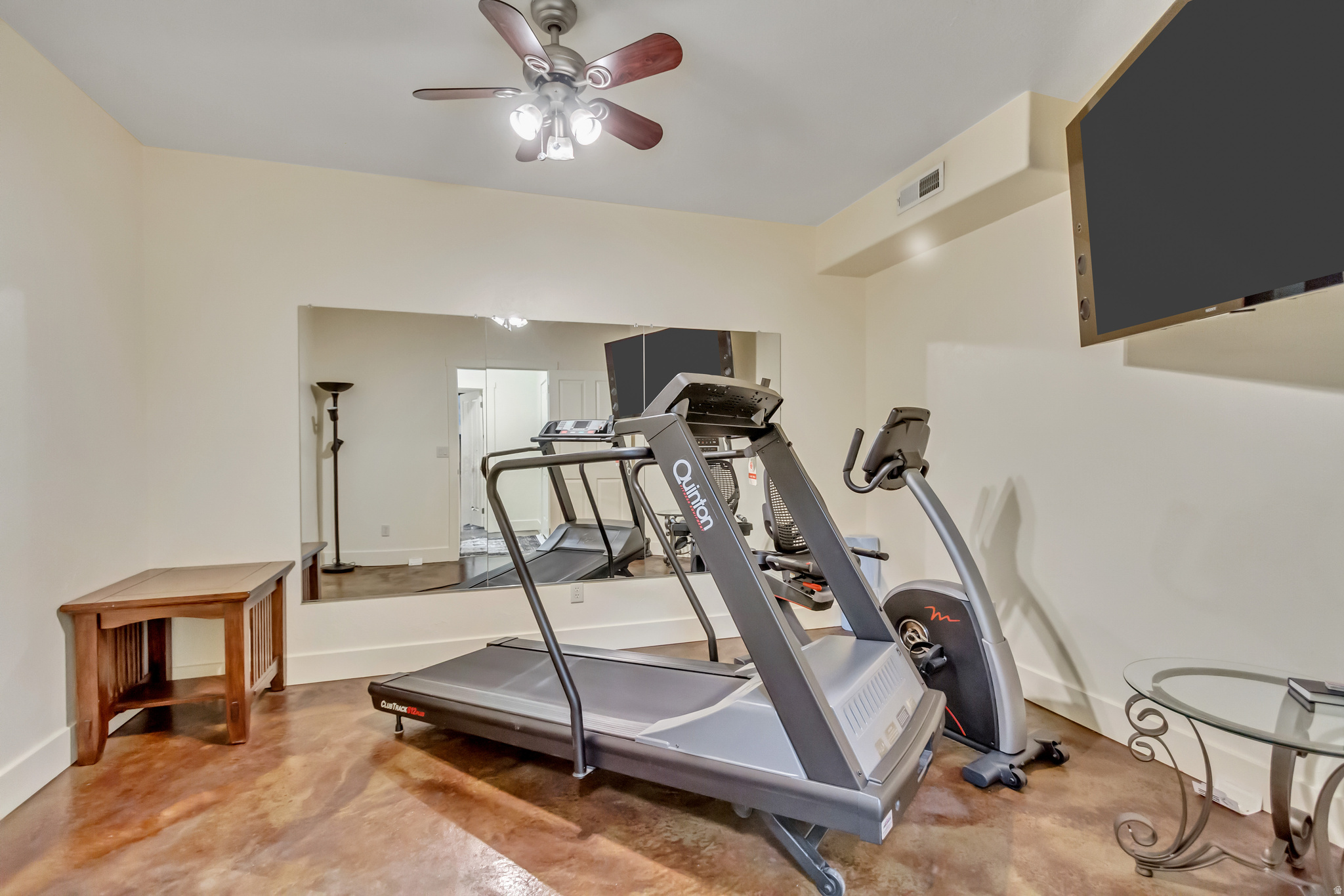 CORNER CANYON VISTA - Residential