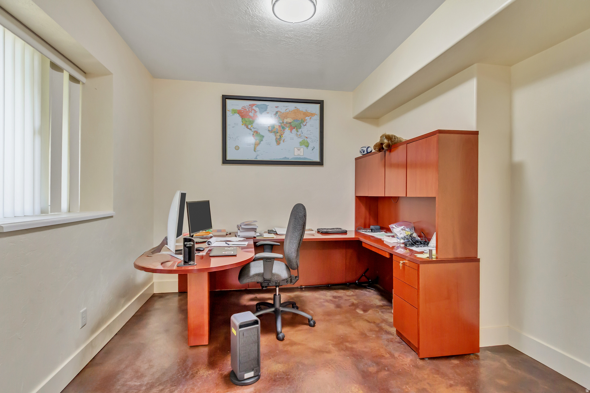 CORNER CANYON VISTA - Residential