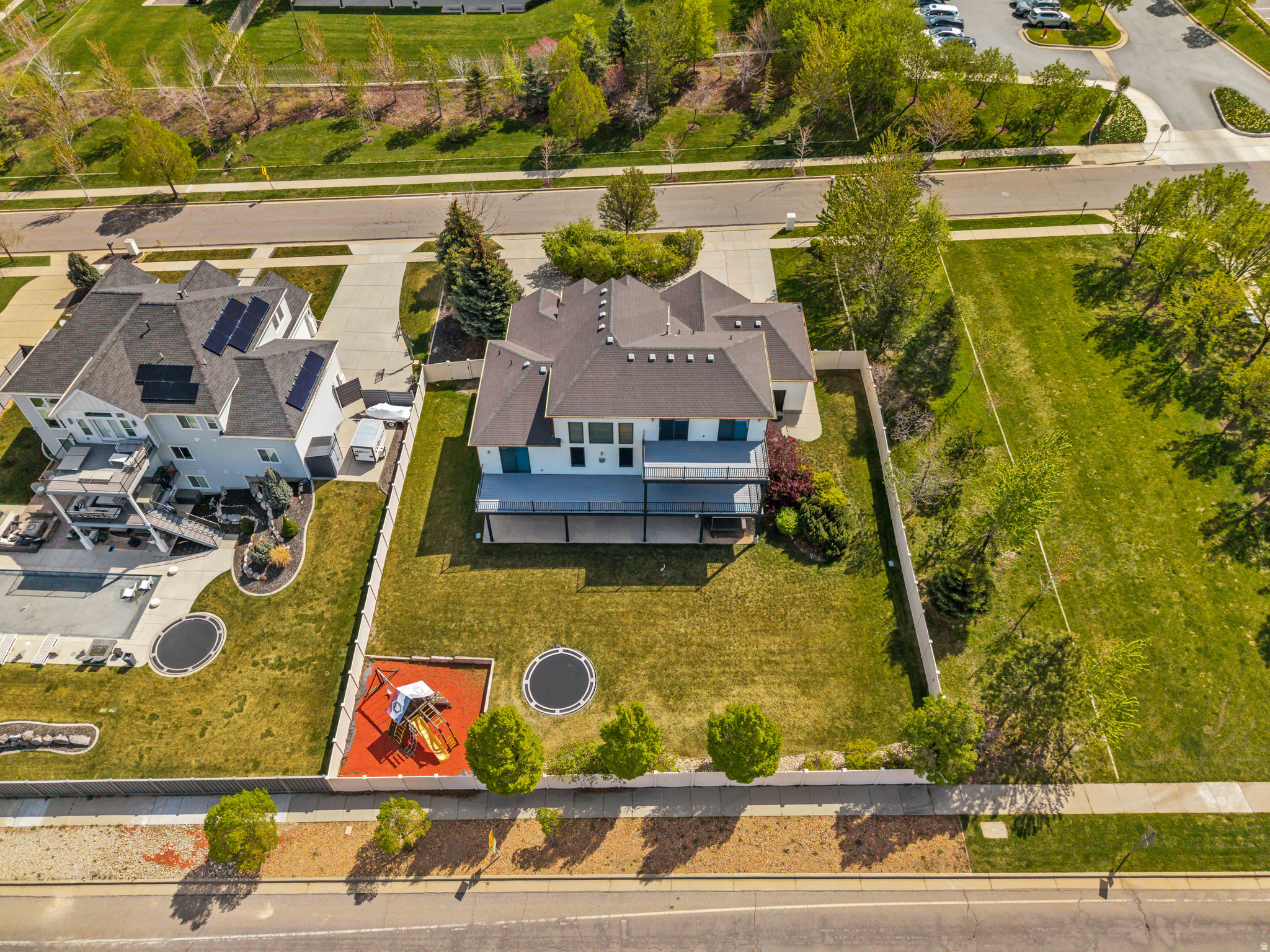 CORNER CANYON VISTA - Residential