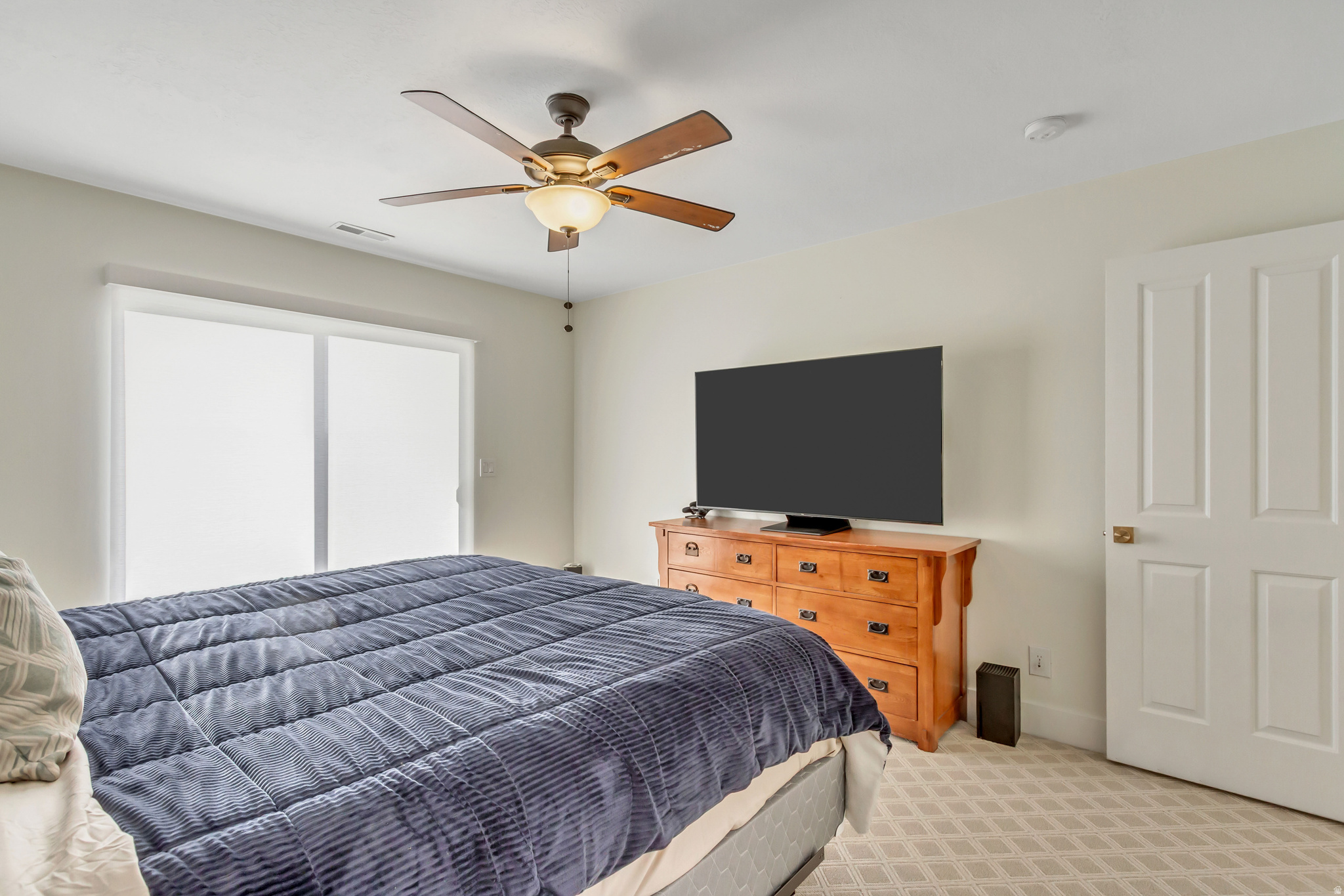 CORNER CANYON VISTA - Residential