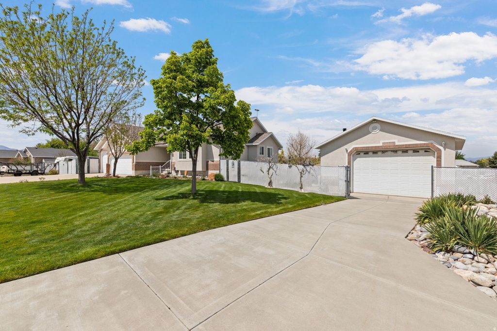 Photo of 3778 W MAPLELEAF WAY, West Jordan, UT 84088 (MLS # 2156511)