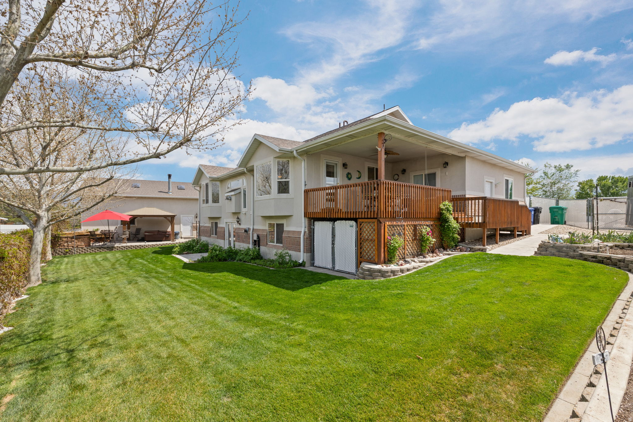 PHEASANT RUN - Residential