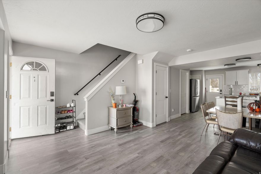 Turn-key remodeled townhome in a prime location! This home features updated flooring, fresh paint, and a beautifully upgraded kitchen with modern finishes. The open floor plan offers great natural light and functional living space. Enjoy low-maintenance living with easy access to shopping, restaurants, schools, and outdoor recreation. Perfect for first-time buyers, investors, or anyone looking for a clean, updated home in the area  Square footage figures are provided as a courtesy estimate only and were obtained directly from the County. Buyer is advised to obtain an independent measurement. New HVAC including Furnace and A/C and new 50 Gallon Water Heater