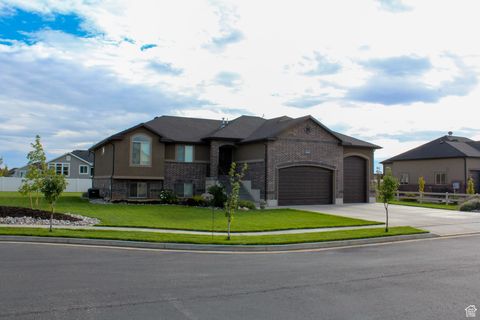 Tiny photo for 2673 W 2125 N, Farr West, UT 84404 (MLS # 2115594)