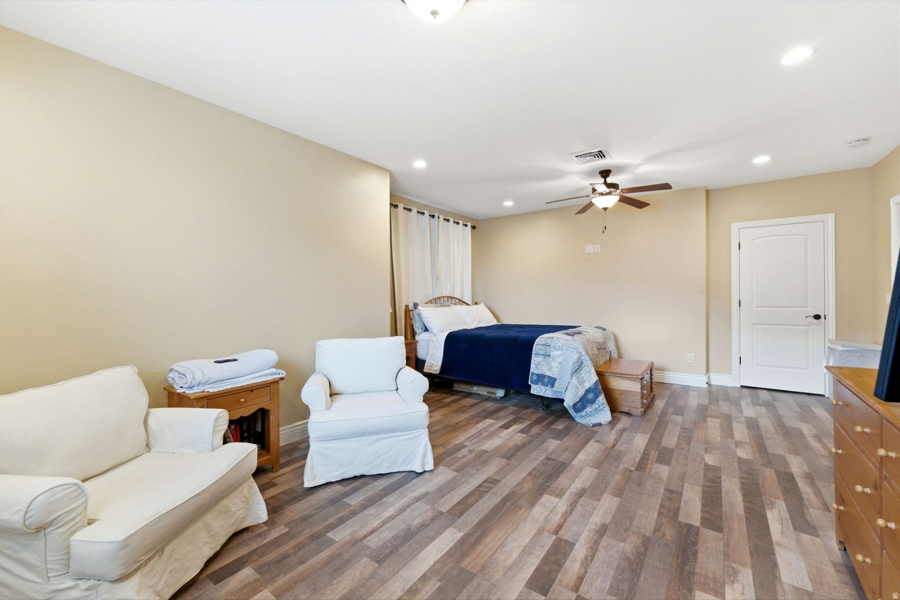 YATES MINOR - Residential