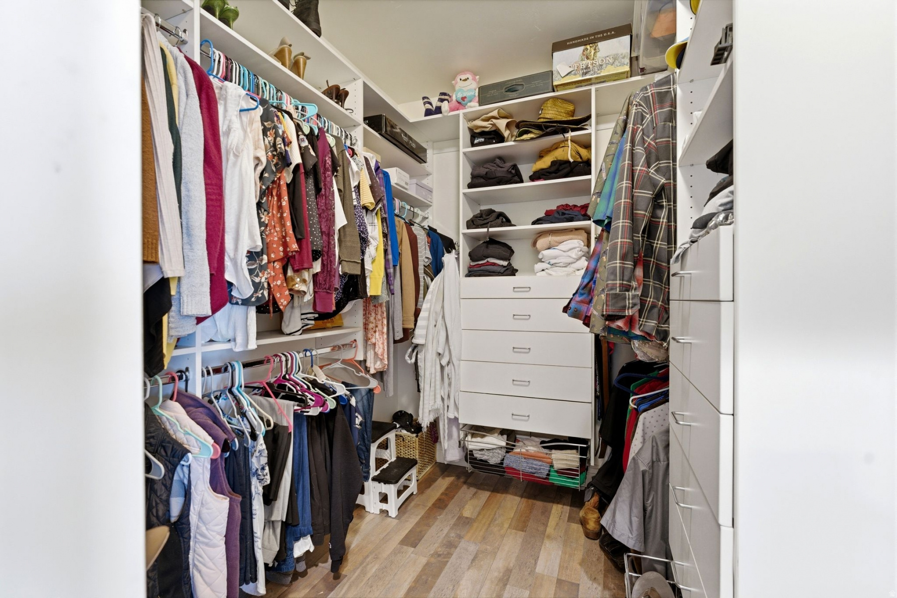 YATES MINOR - Residential