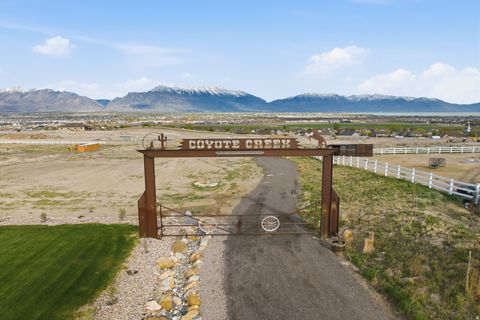 Tiny photo for 1102 N SUMMIT VIEW DR, Saratoga Springs, UT 84045 (MLS # 2148625)