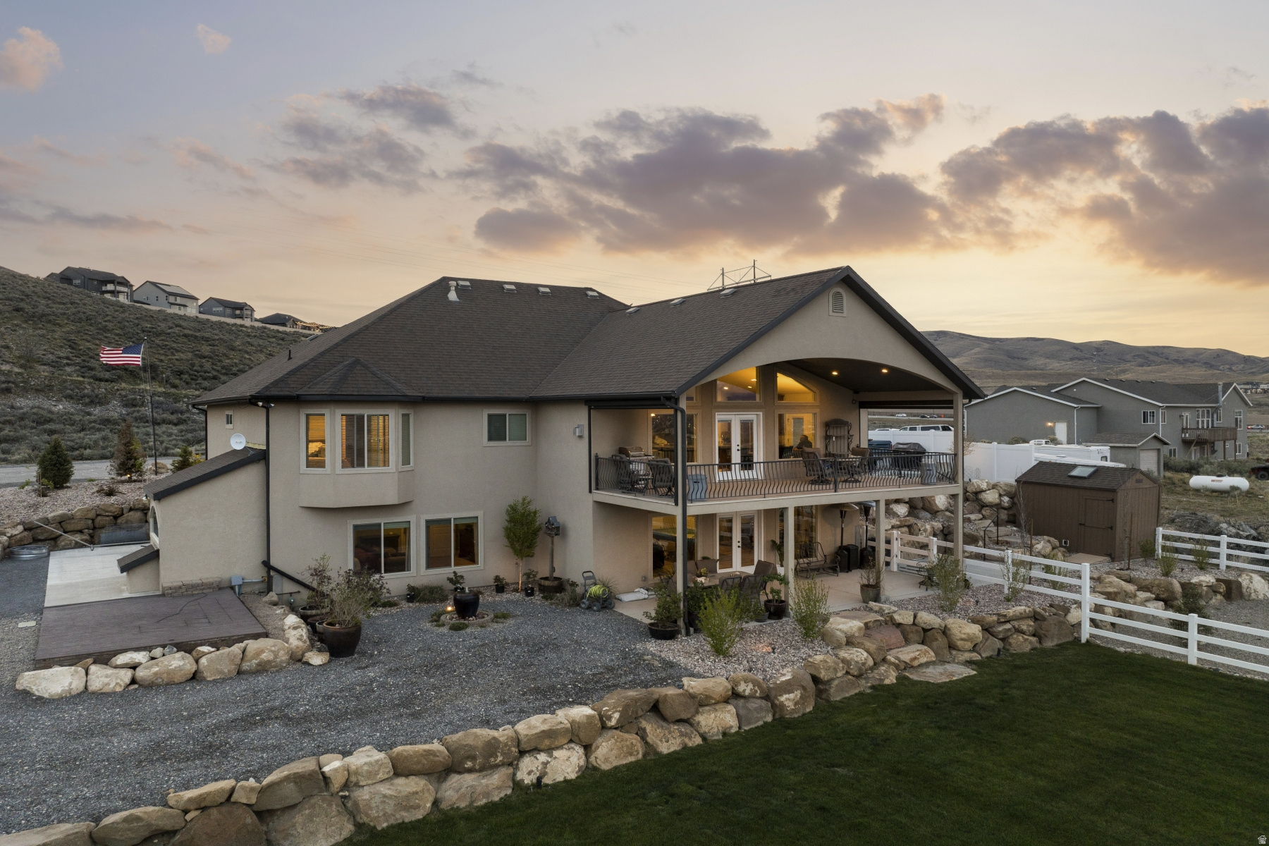 YATES MINOR - Residential