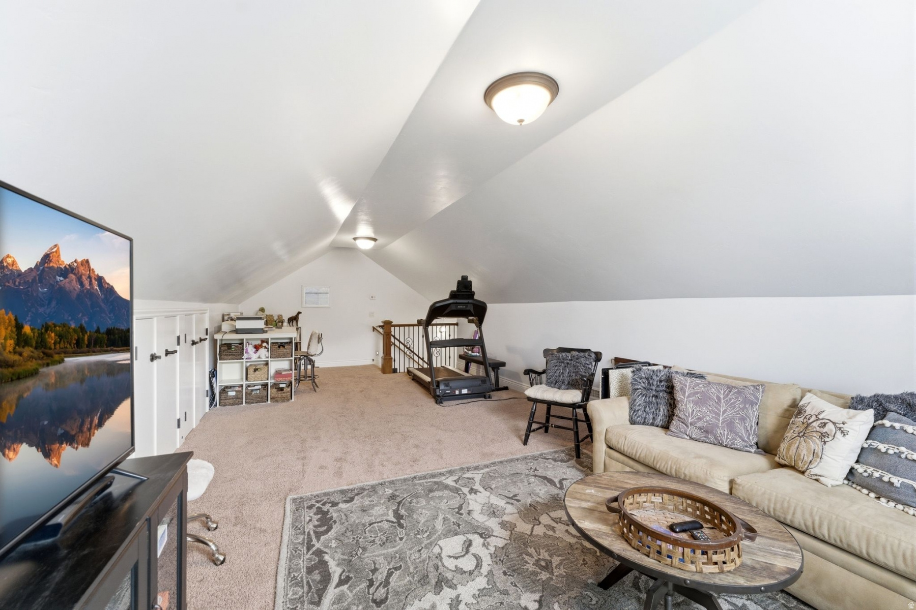 YATES MINOR - Residential