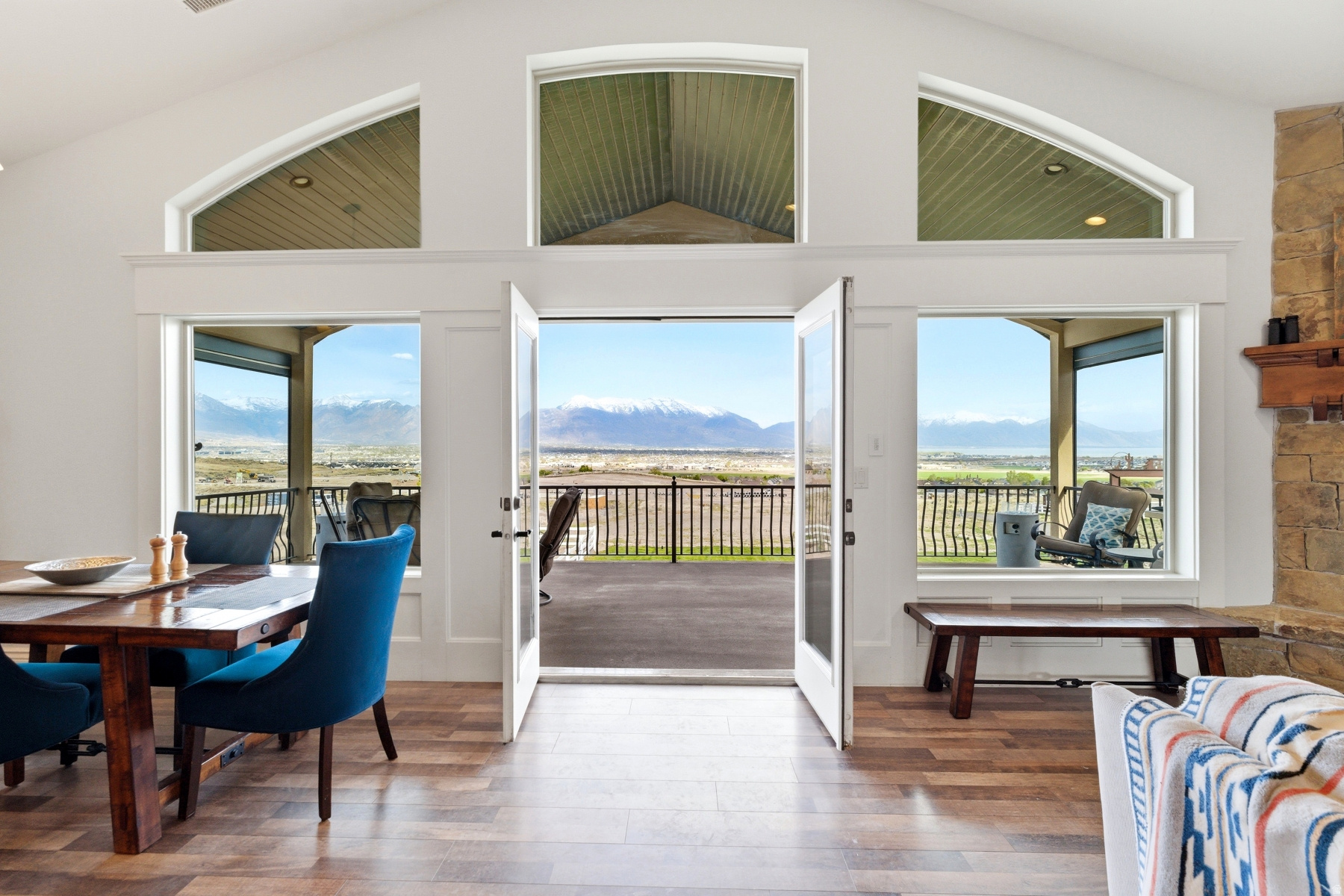 YATES MINOR - Residential